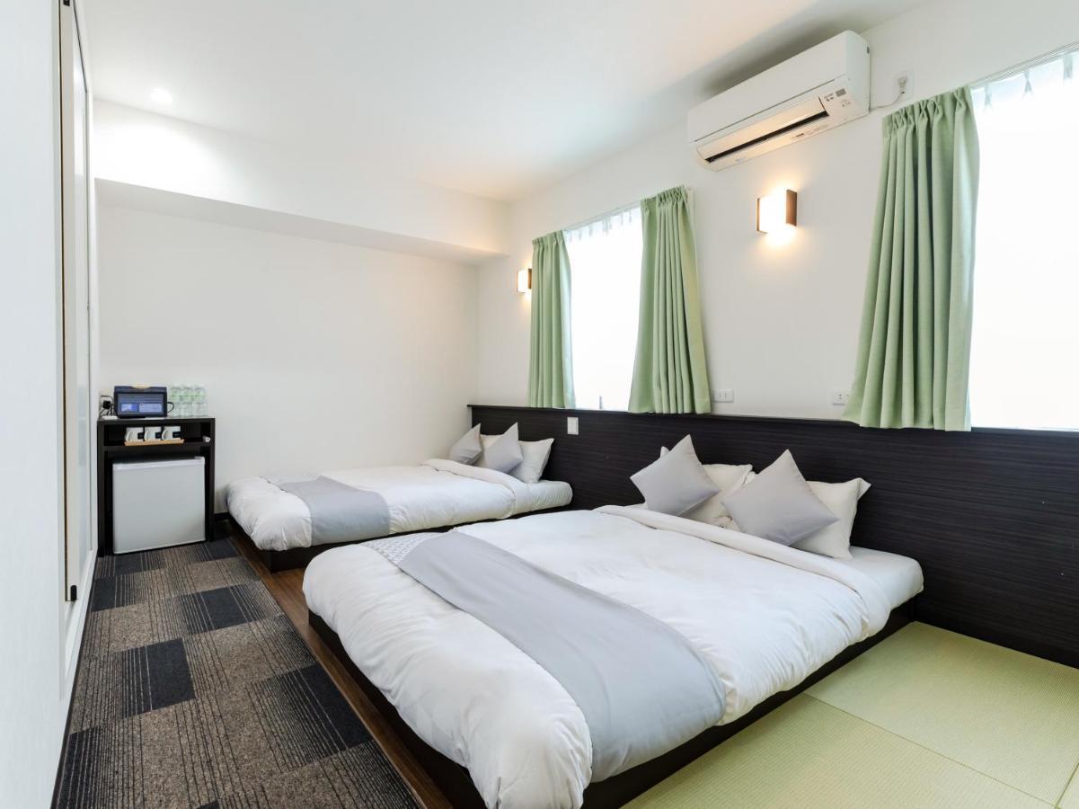 Oyo Hotel Reborn Namba-Minami Ōsaka Extérieur photo